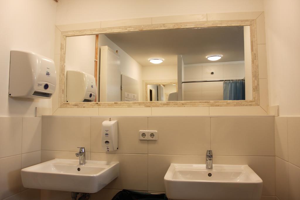 Qbe Hotel Heizhaus Berlin Exteriör bild